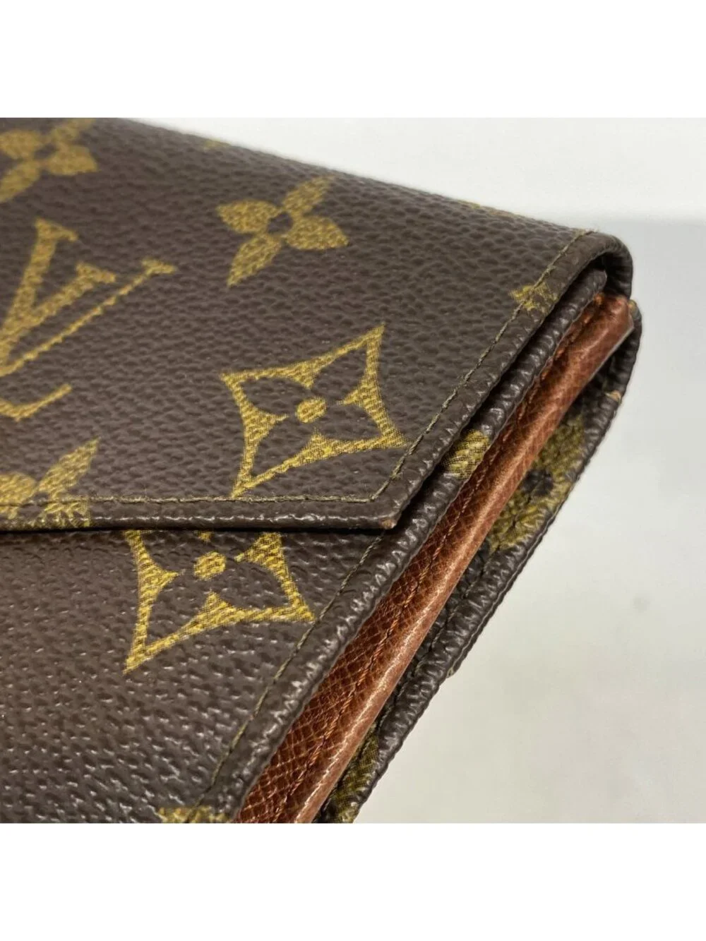 Louis Vuitton Trifold Wallet Monogram Porte-Monnaie Billets Cult Cles Brown